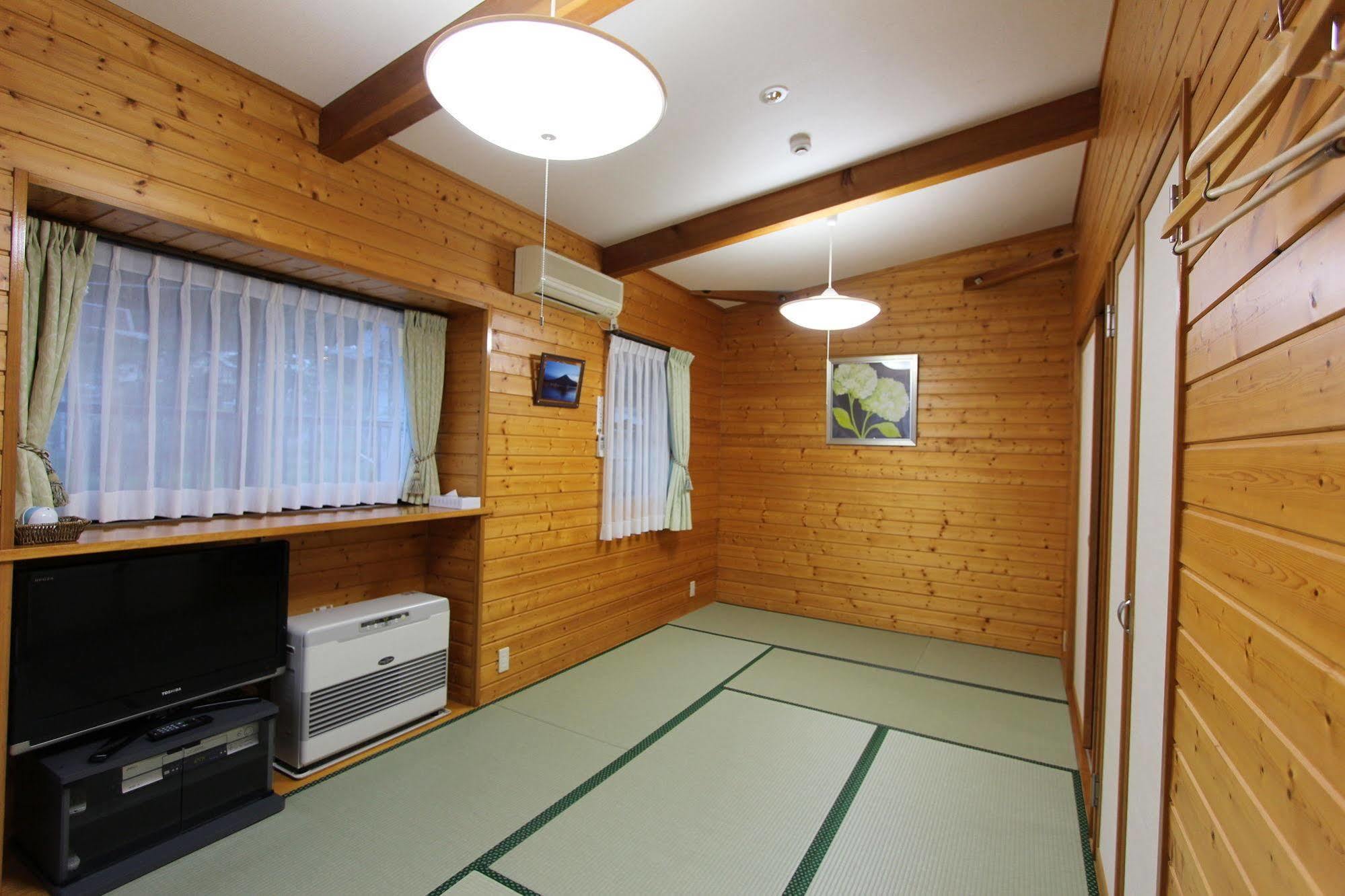 Villa Ururun Kawaguchiko Fujikawaguchiko Esterno foto